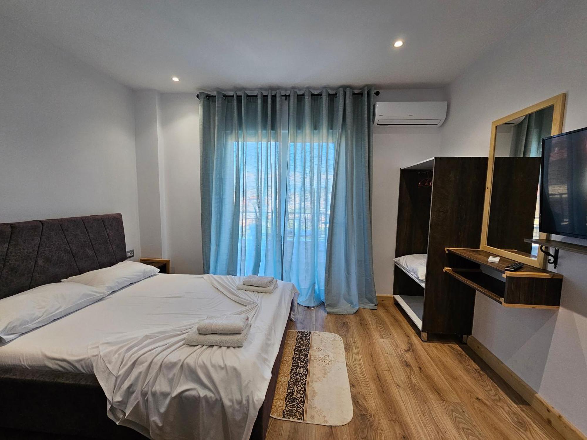 Sea's Hotel 3*